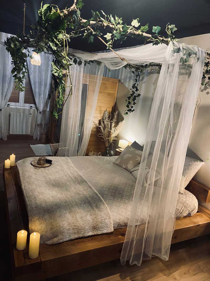 Nuit Insolite et Romantique : Évasion de Rêve chez Hors du Temps