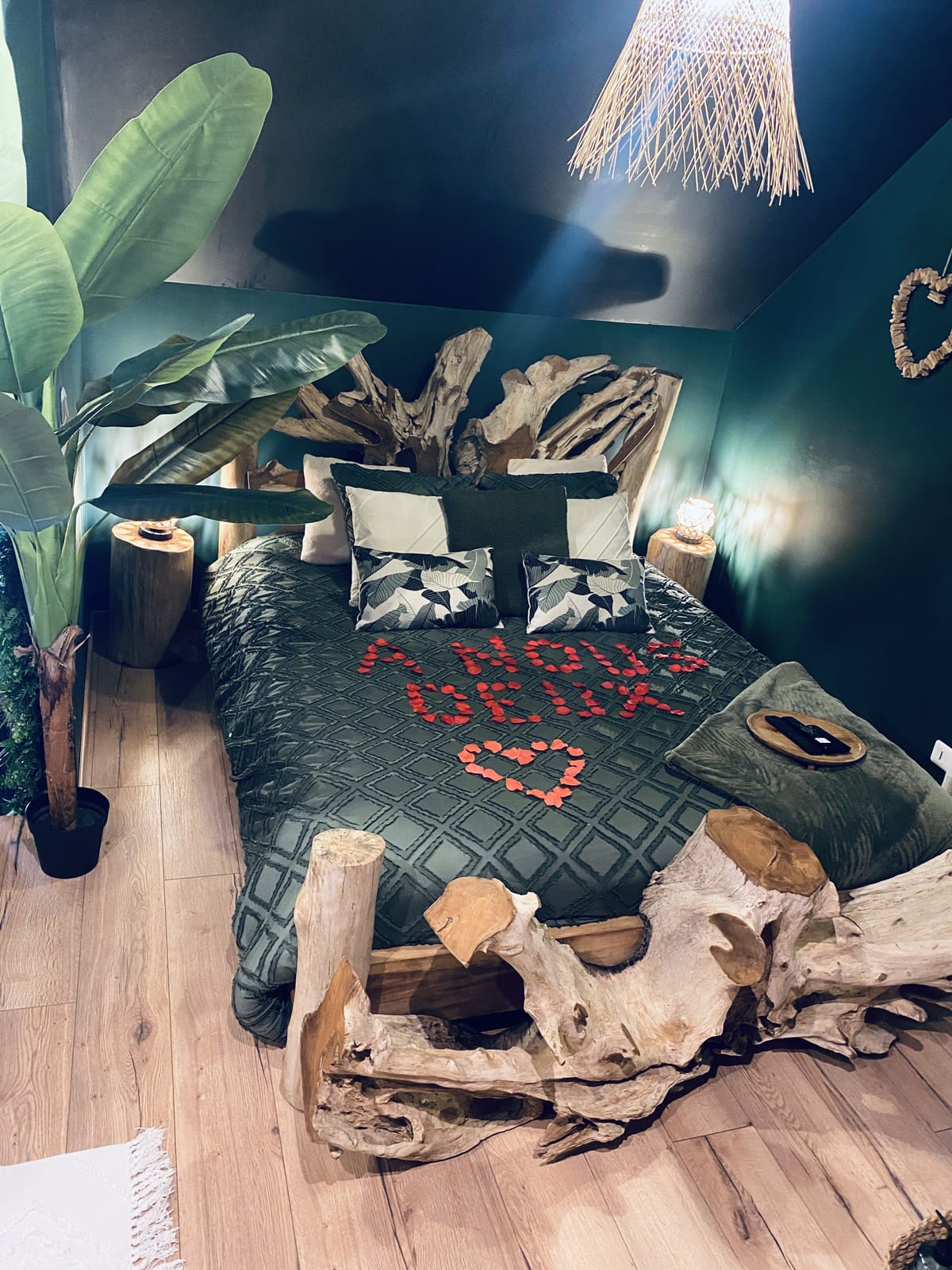 Le Nid Boisé : l'évasion romantique dans l'Oise aux accents de Bali avec sauna et douche sensorielle