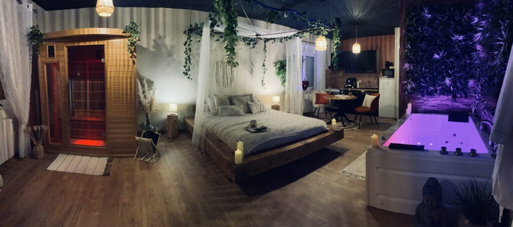 Le Jardin d'Éden : la love room bohème avec jacuzzi et sauna dans l'Oise qui fait rêver les couples